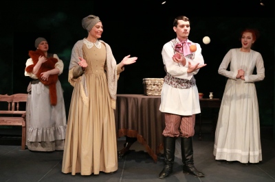 Сцена из спектакля